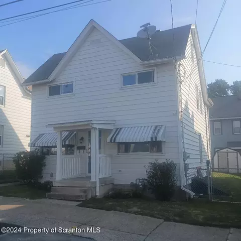 606 Smith St, Scranton, PA 18504
