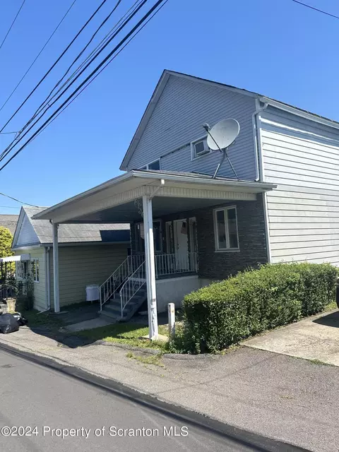 752 Metcalf St, Wilkes-barre, PA 18702