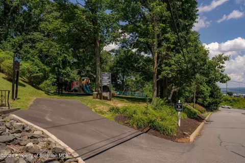 Exterior - 1611 Summit Pointe, Scranton, PA 18508 photo 5 of 7