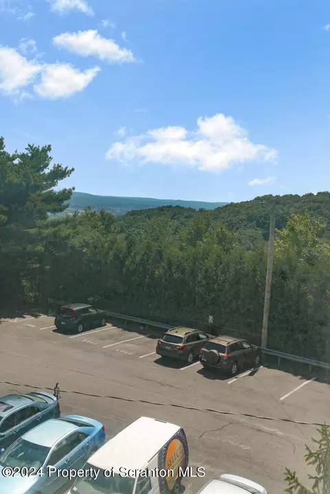 Exterior - 1611 Summit Pointe, Scranton, PA 18508 photo 3 of 7