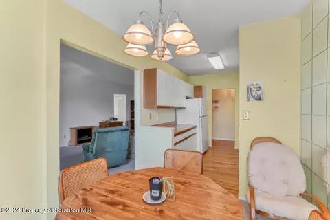 Dining - 1611 Summit Pointe, Scranton, PA 18508 photo 1 of 5