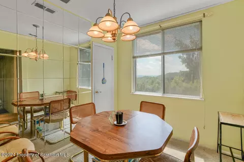 Dining - 1611 Summit Pointe, Scranton, PA 18508 photo 4 of 5