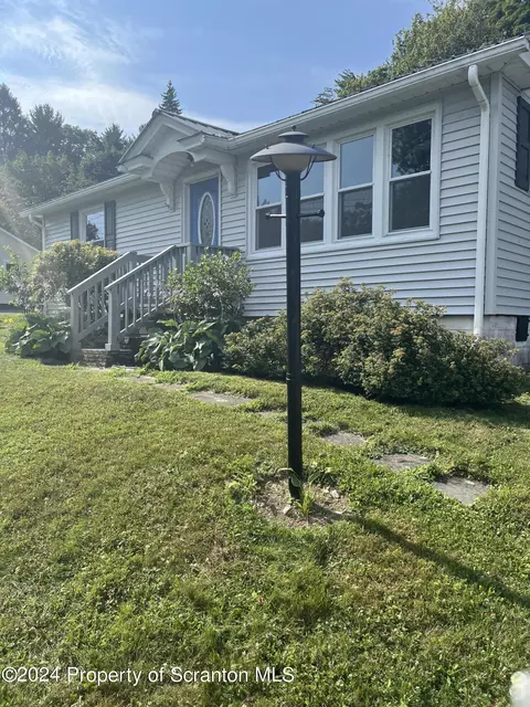 250 Lake St, Montrose, PA 18801