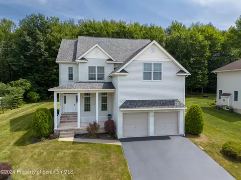 1183 Audubon Dr, South Abington, PA 18411