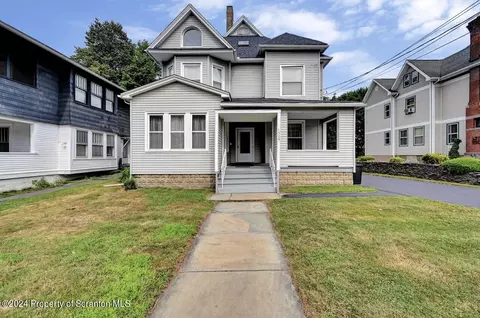1529 Sanderson Ave, Scranton, PA 18509