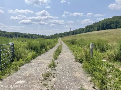 5342 Pa-492, Susquehanna, PA 18847
