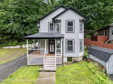 75 William Ave, Carbondale, PA 18407