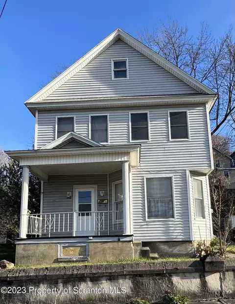 40 Laurel St, Carbondale, PA 18407