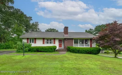 1316 School St, Clarks Summit, PA 18411