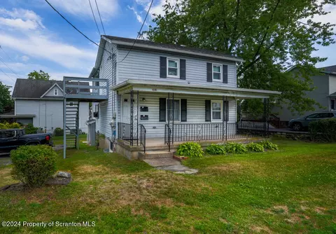 1120 Prescott Ave, Dunmore, PA 18512