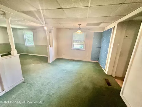 Living - 286 Orchard Rd, Great Bend, PA 18821 photo 3 of 4