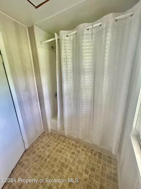 Bath - 286 Orchard Rd, Great Bend, PA 18821 photo 3 of 3