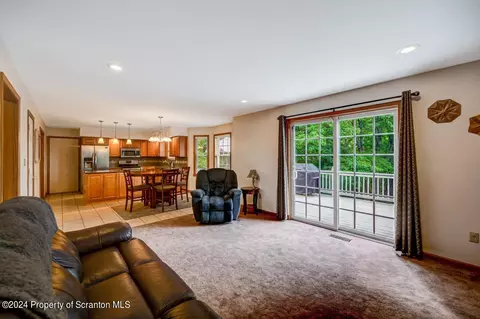 1102 Witko St, Dickson City, PA 18519 photo 13