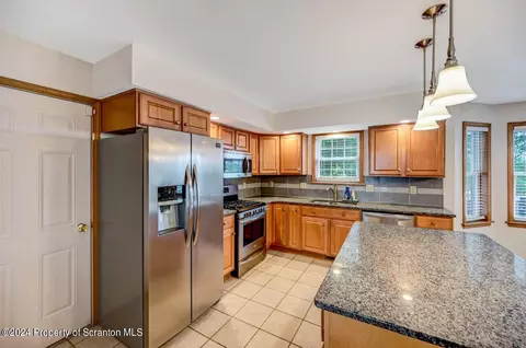 1102 Witko St, Dickson City, PA 18519 photo 21