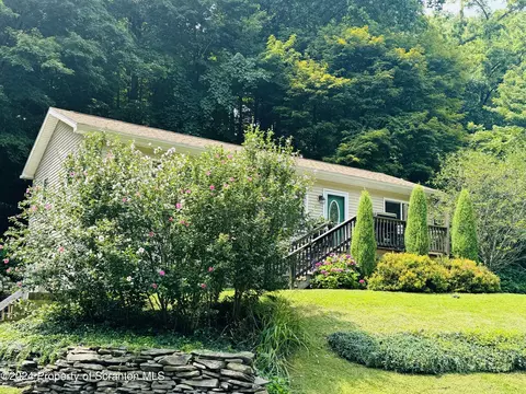 159 Sugar Hollow Rd, Tunkhannock, PA 18657