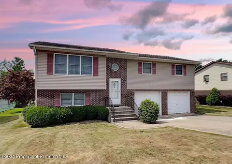 1225 Tonwin St, Archbald, PA 18403