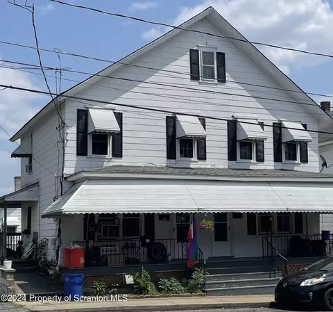 228 W Taylor St, Taylor, PA 18517