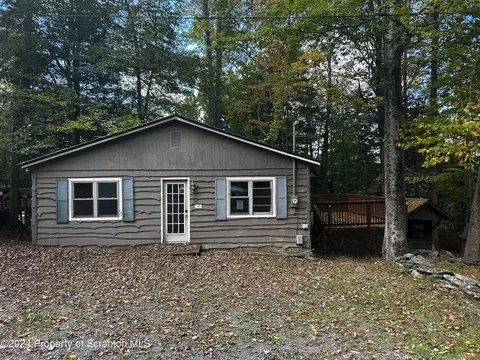 147 Bear Rock Aka 511 Bear Rock Rd, Lake Ariel, PA 18436