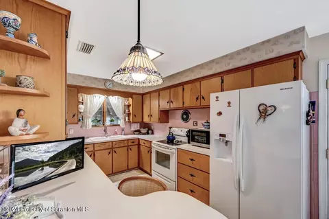 261 E Morton St, Old Forge, PA 18518 photo 19