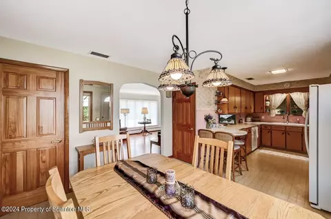 261 E Morton St, Old Forge, PA 18518 photo 16