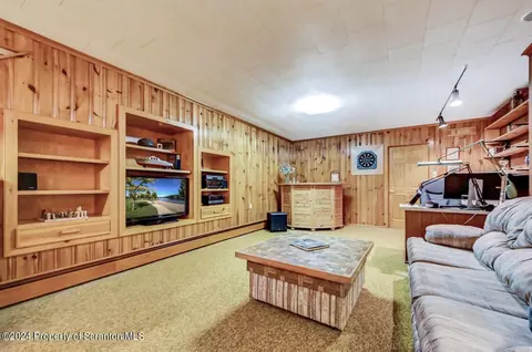 261 E Morton St, Old Forge, PA 18518 photo 47