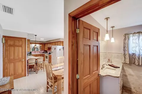 261 E Morton St, Old Forge, PA 18518 photo 22