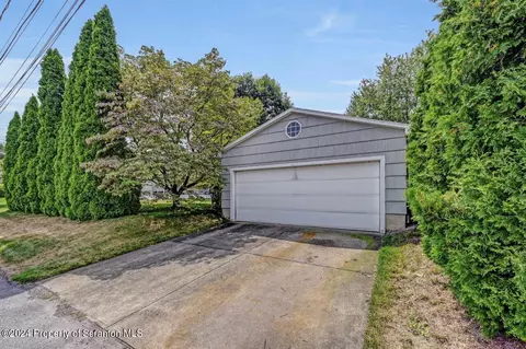261 E Morton St, Old Forge, PA 18518 photo 57