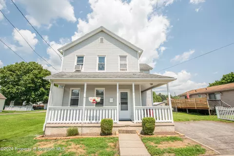 335 Hudson St, Jermyn, PA 18433