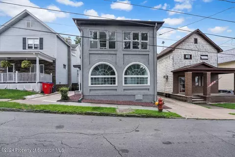 22 Darte Ave, Carbondale, PA 18407