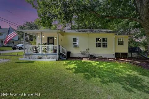 404 Greenwood, Clarks Summit, PA 18411