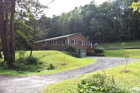 9275 State Route 547, Susquehanna, PA 18847