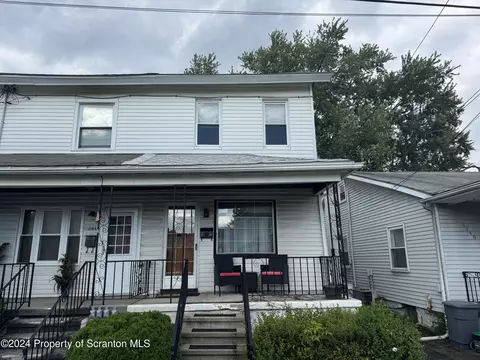 1142 Hampton St, Scranton, PA 18504