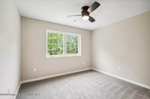 627 1st St, Eynon, PA 18403 photo 17