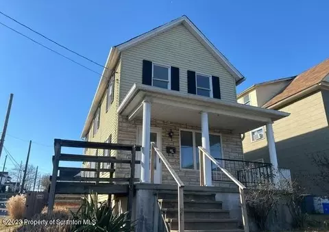 401 Bowman St, Dickson City, PA 18519