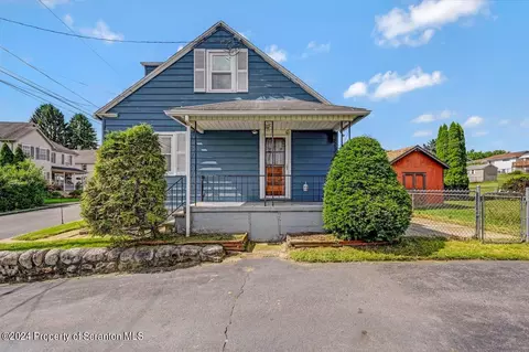 509 Edith St, Old Forge, PA 18518 photo 5