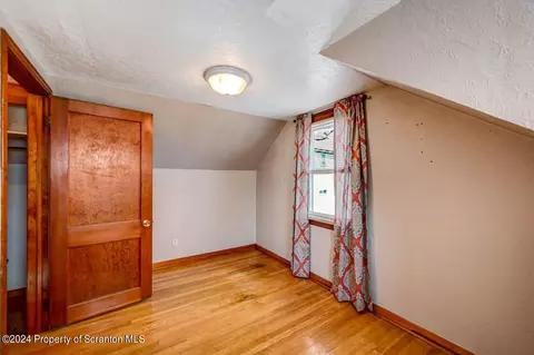 509 Edith St, Old Forge, PA 18518 photo 31