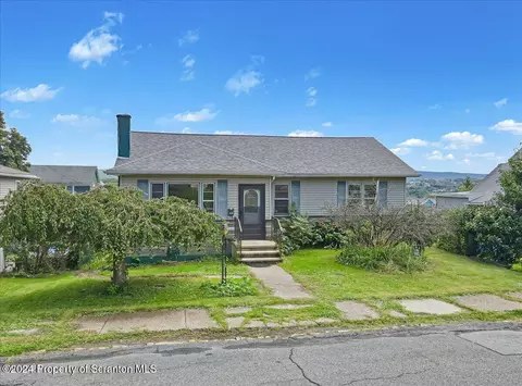 850 Brook St, Dickson City, PA 18519