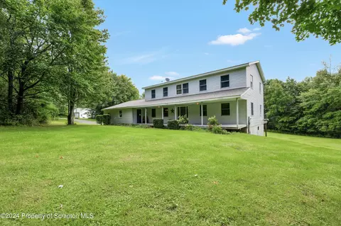 2055 Irish Hill Rd, Montrose, PA 18801