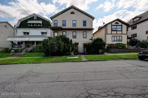 323 S Webster Ave, Scranton, PA 18505