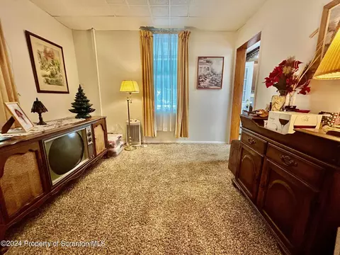 Living - 1019 Acker Ave, Scranton, PA 18504 photo 1 of 4