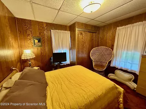 Bedroom - 1019 Acker Ave, Scranton, PA 18504 photo 5 of 5