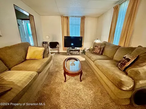 Living - 1019 Acker Ave, Scranton, PA 18504 photo 3 of 4