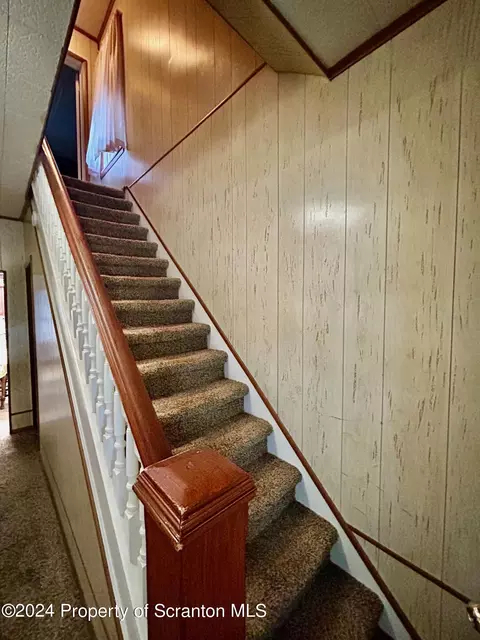 Entry Way - 1019 Acker Ave, Scranton, PA 18504 photo 2 of 2