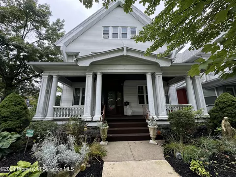 801 Taylor Ave, Scranton, PA 18510
