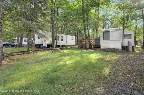 376 Wildlife Way, Covington Twp, PA 18424