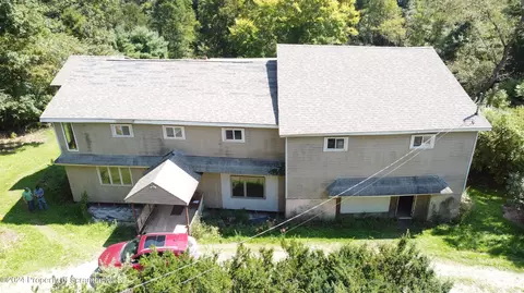 5144 Mislevy Rd, Factoryville, PA 18419