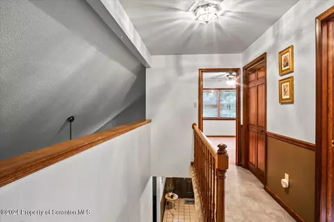 Entry Way - 925 Apple Tree Rd, Harding, PA 18643 photo 5 of 5