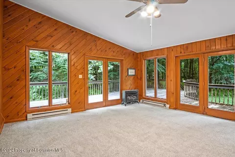 Living - 925 Apple Tree Rd, Harding, PA 18643 photo 8 of 10