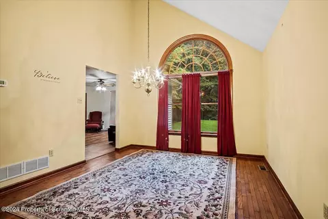 Dining - 925 Apple Tree Rd, Harding, PA 18643 photo 1 of 3