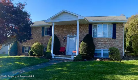505 Second St, Peckville, PA 18452